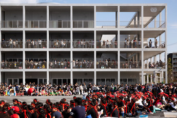 Szkoła podstawowa Koyasu, autor: Riken Yamamoto, laureat Nagrody Pritzkera 2024; fot.: Mitsumasa Fujitsuka