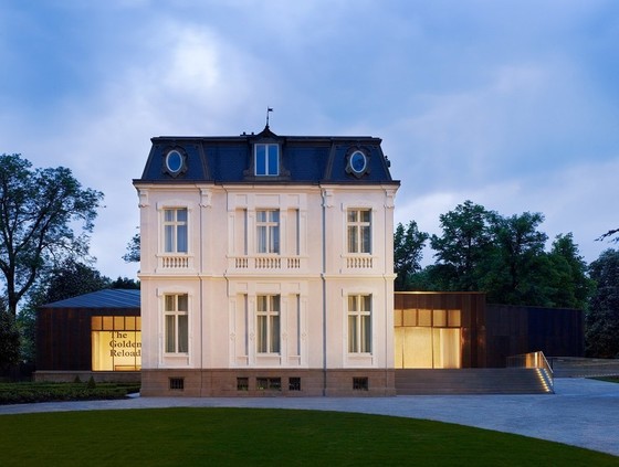 Dobudowa do Villa Vauban – Muzeum Sztuki Miasta Luksemburg otrzymało wyróżnienie główne w XV. edycji europejskiego konkursu Miedź w architekturze. Autor projektu: Philippe Schmit Architects