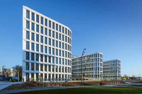 Business Garden Warszawa - nowoczesny i ekologiczny komplesk biurowy realizowany edług projektu prpacowni JSK Architekci, Studio Fuksas, źródło: SwedeCenter 