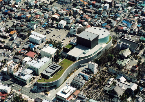 Matsumoto Performing Arts Centre, 2000—2004, Matsumoto-shi, Nagano, Japonia, fot.: Hiroshi Ueda