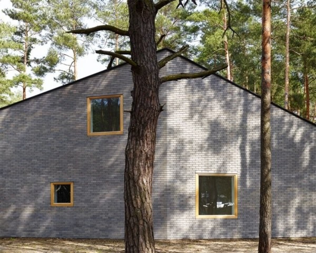 Dom kamień w lesie - Emiko Hayakawa, Aureliusz Kowalczyk, fot.: J. Sokołowski