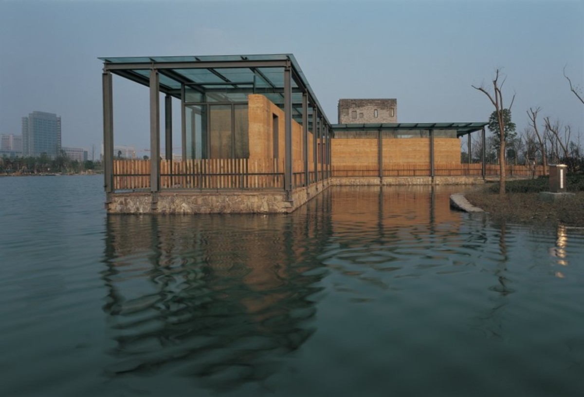 Pięć rozproszonych domów w miejscowości Ningbo w Chinach. Projekt chińskiego architekta Wang Shu - laureata Nagrody Pritzkera 2012; fot.: Lang Shuilong