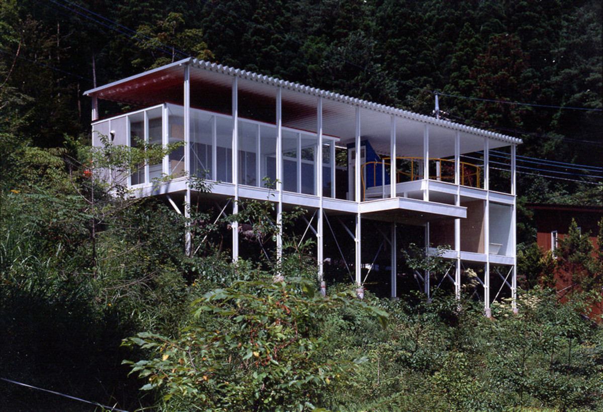 Dom o podwójnym dachu, 1993, Yamanashi, Japonia; autor: Shigeru Ban, fot.: Hiroyuki Hirai