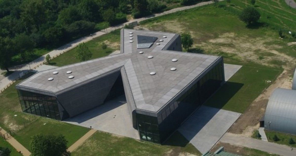Muzeum Lotnictwa Polskiego - obiekt nominowany do Nagrody Mies Van der Rohe 2011