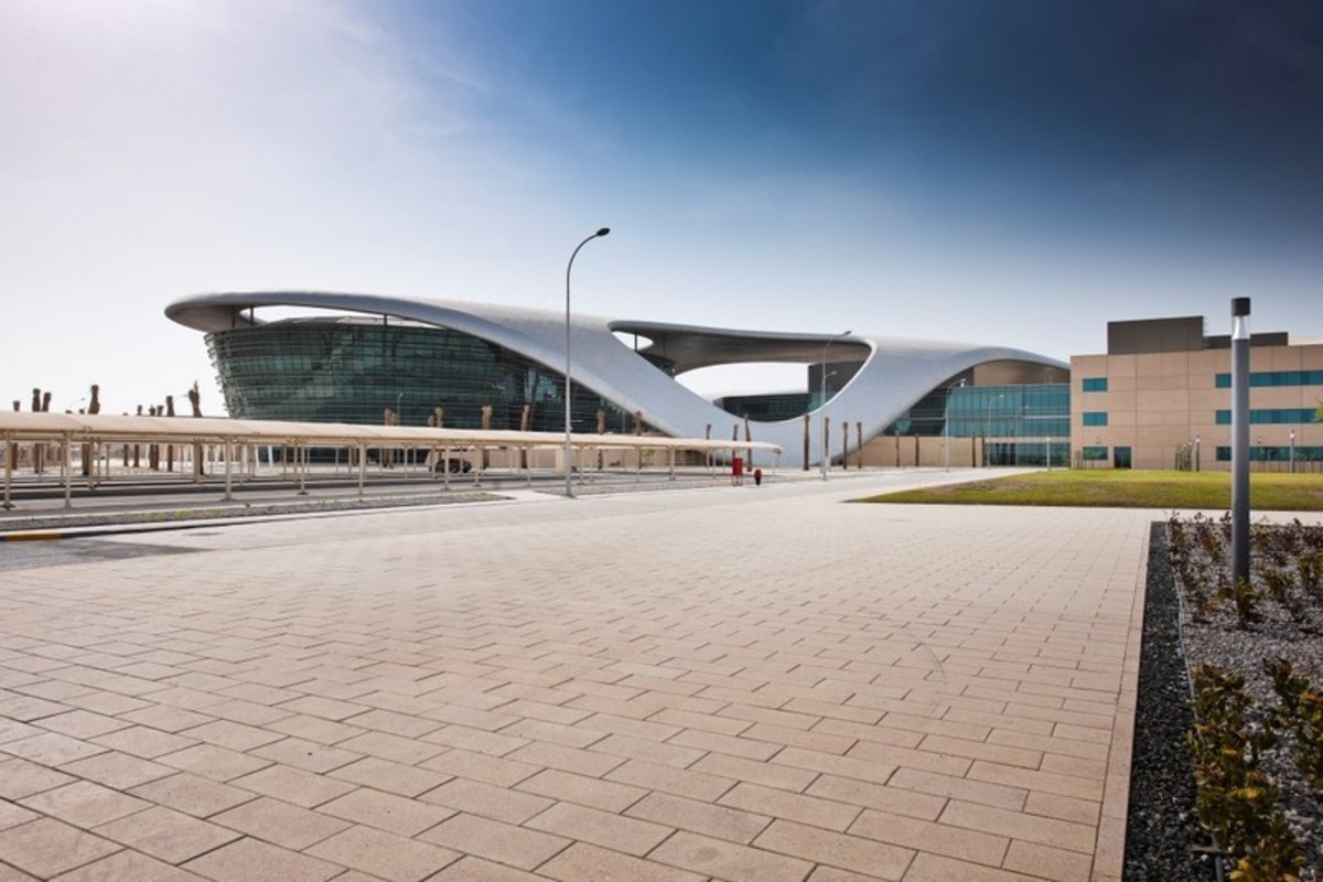 Kampus Uniwersytetu Zayed w Zjednoczonych Emiratach Arabskich, fot.: AHEC
