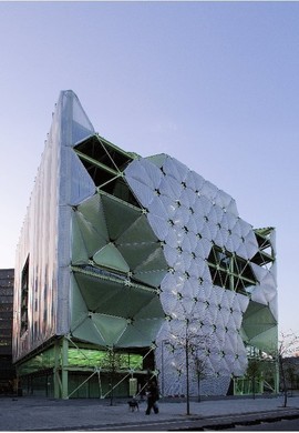 Media-ICT w Hiszpanii - laureat WAF Award 2011 w kategorii Biurowce, autor projektu: Cloud 9 z Hiszpanii