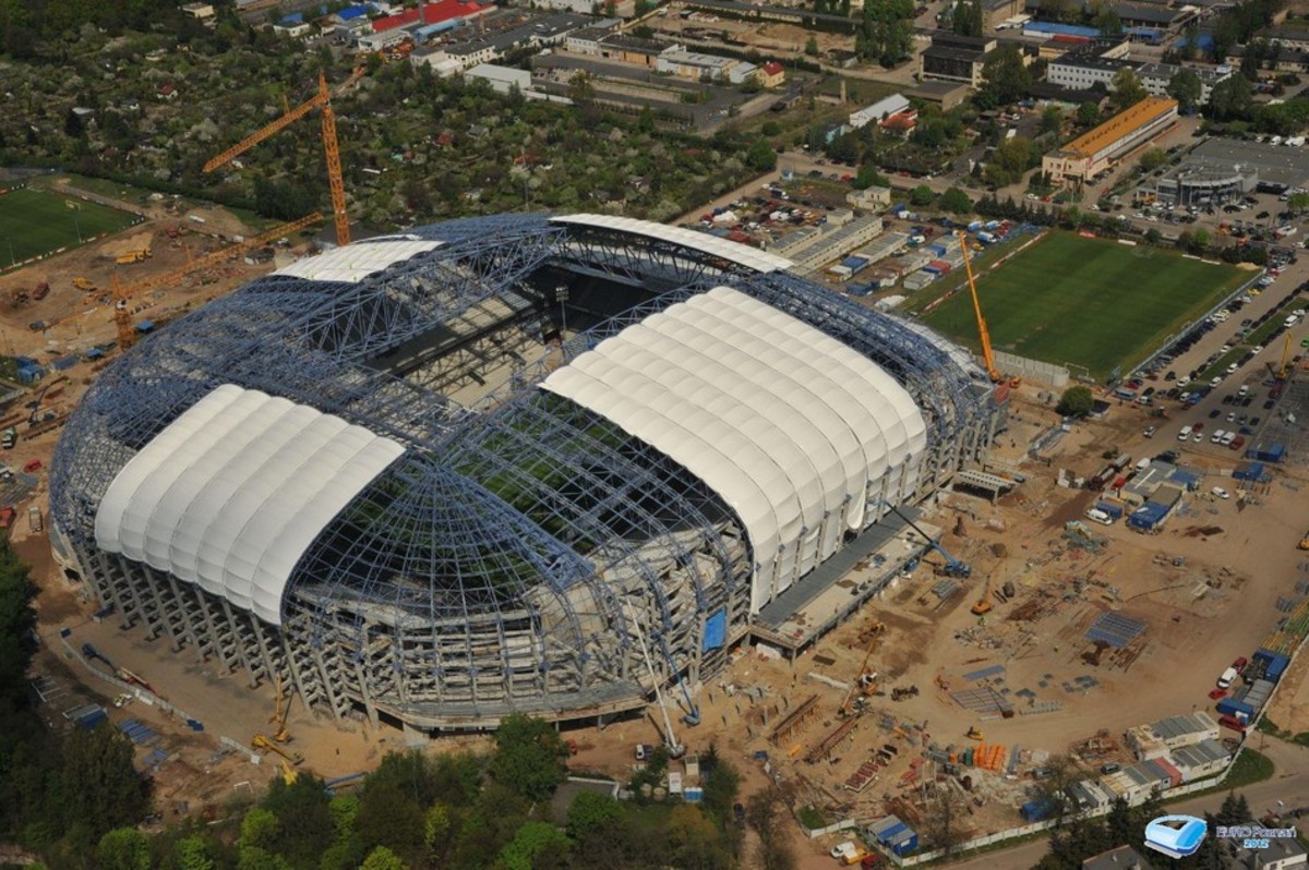 Stadion Lecha Poznań w budowie