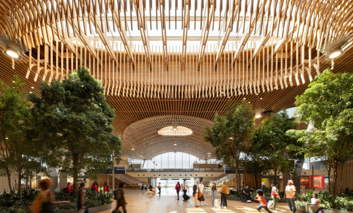 Główny terminal międzynarodowego lotniska w Portland (Portland, USA) — nowy wymiar podróży