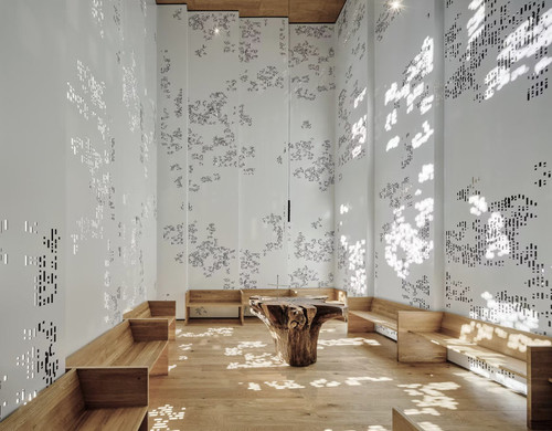 Światowe wnętrze roku  2025: Kaplica fraktalna w szpitalu w Graz (Austria) | autor: INNOCAD architecture | Zjęcie: © Paul Ott 