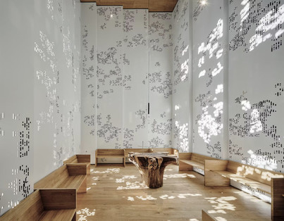 Światowe wnętrze roku  2025: Kaplica fraktalna w szpitalu w Graz (Austria) | autor: INNOCAD architecture | Zjęcie: © Paul Ott 